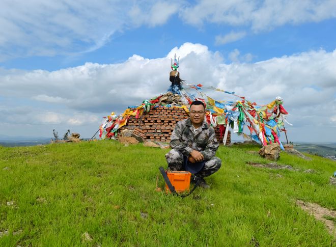 云顶集团·(中国)官方网站山东省地矿局地质六队先模寄语 李瑞波：既能仰望星空又能(图1)